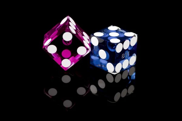 Weekly cashback calculation and VIP tier progression for lottery on login goltogel